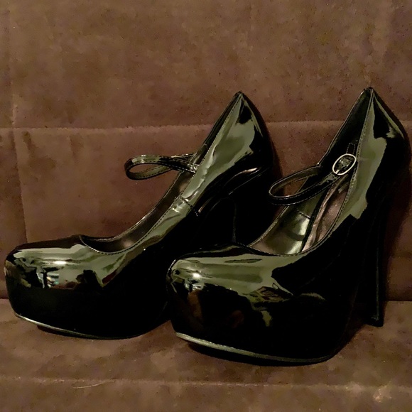 Glaze size 8 black heels - Picture 1 of 6